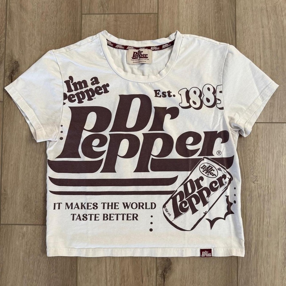 Dr Pepper white crop top with brown logo and text graphic Size XL